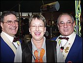 045.jpg